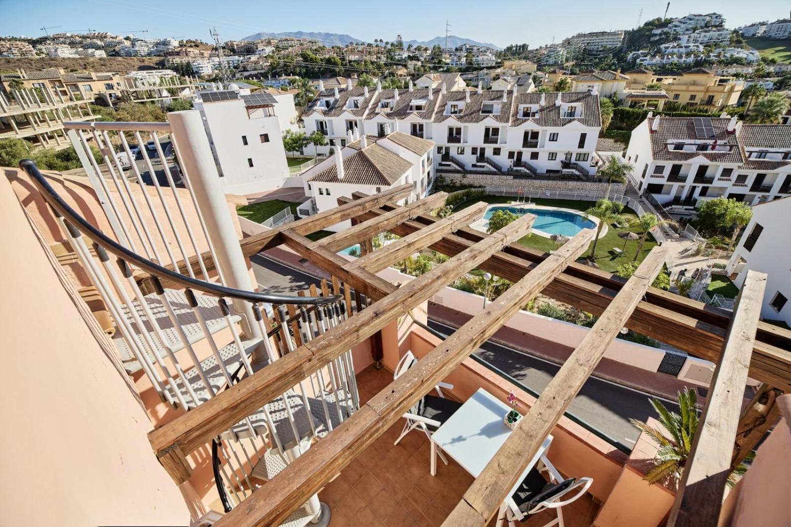 Cozy Penthouse Riviera Del Sol Apartment Malaga Exterior photo